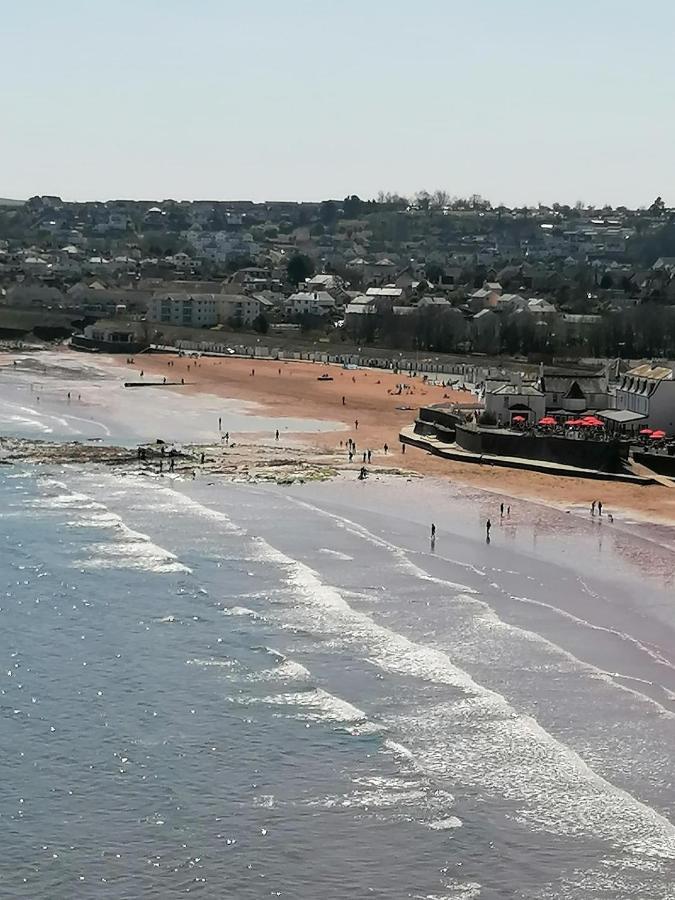 Barbie House ,Opposite The Beach & Paignton Pier , 2 Bedroom Apartment With Private Car Space & Garden , Free Access Next Door To The Stunning Ballet & Make Up School & A Beautiful Ladys Beauty Salon (Adults Only) Exterior foto